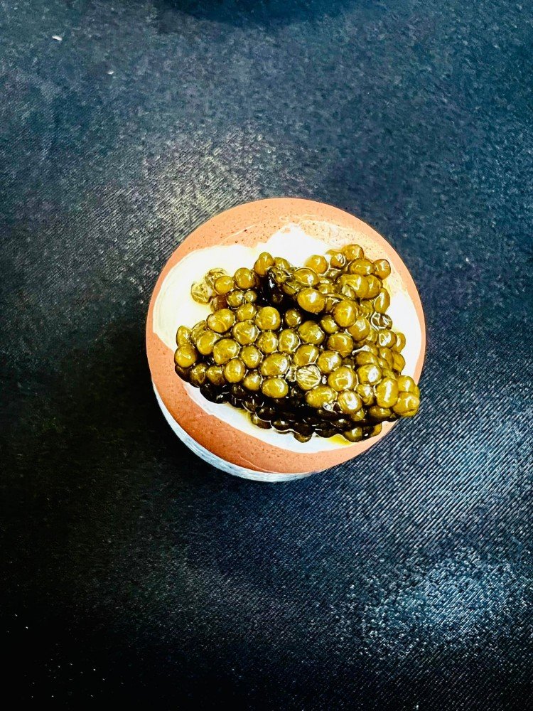 Du vin belge… Et du caviar pour les fêtes!